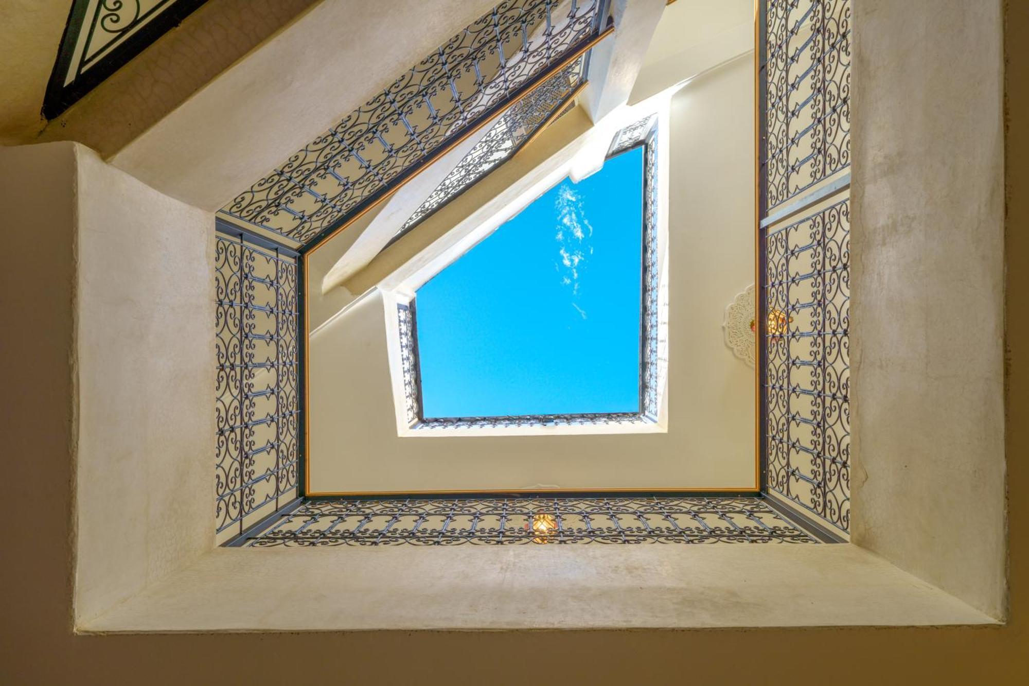 Riad 4 Chambres - Piscine & Petit Dejeuner Gratuit - Wifi Fibre Optique Marrakesh Exterior foto